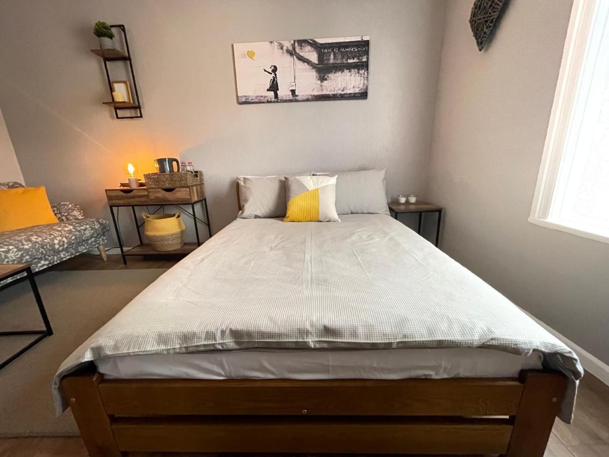Westend Holiday Room 4 布雷肯 外观 照片